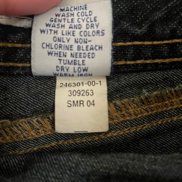 Vintage Y2K Old Navy Ultra Low Rise Waist Denim Shorts - Picture 4 of 5